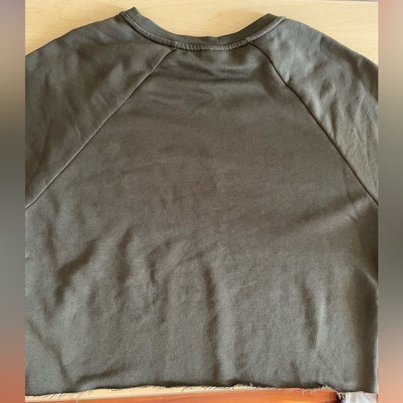 Nike Army Green Dri fit sweat shirt - Picture 3 of 14